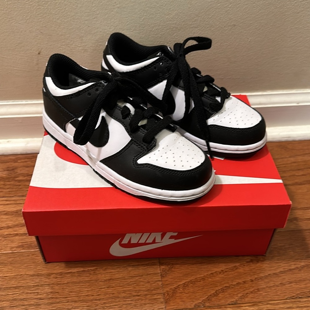 Kid’s Nike Panda Dunks